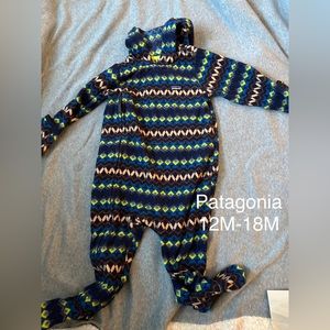 Patagonia fleece bunting/ outside fleece suit 12-18 M